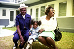 1975 - Willie and family