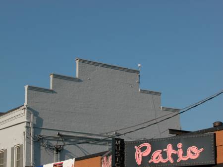 Free wireless internet antenna in Broad Ripple