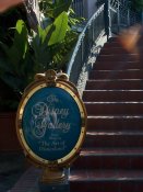 disney gallery sign