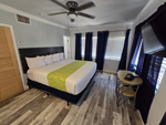 Neptune room 2415