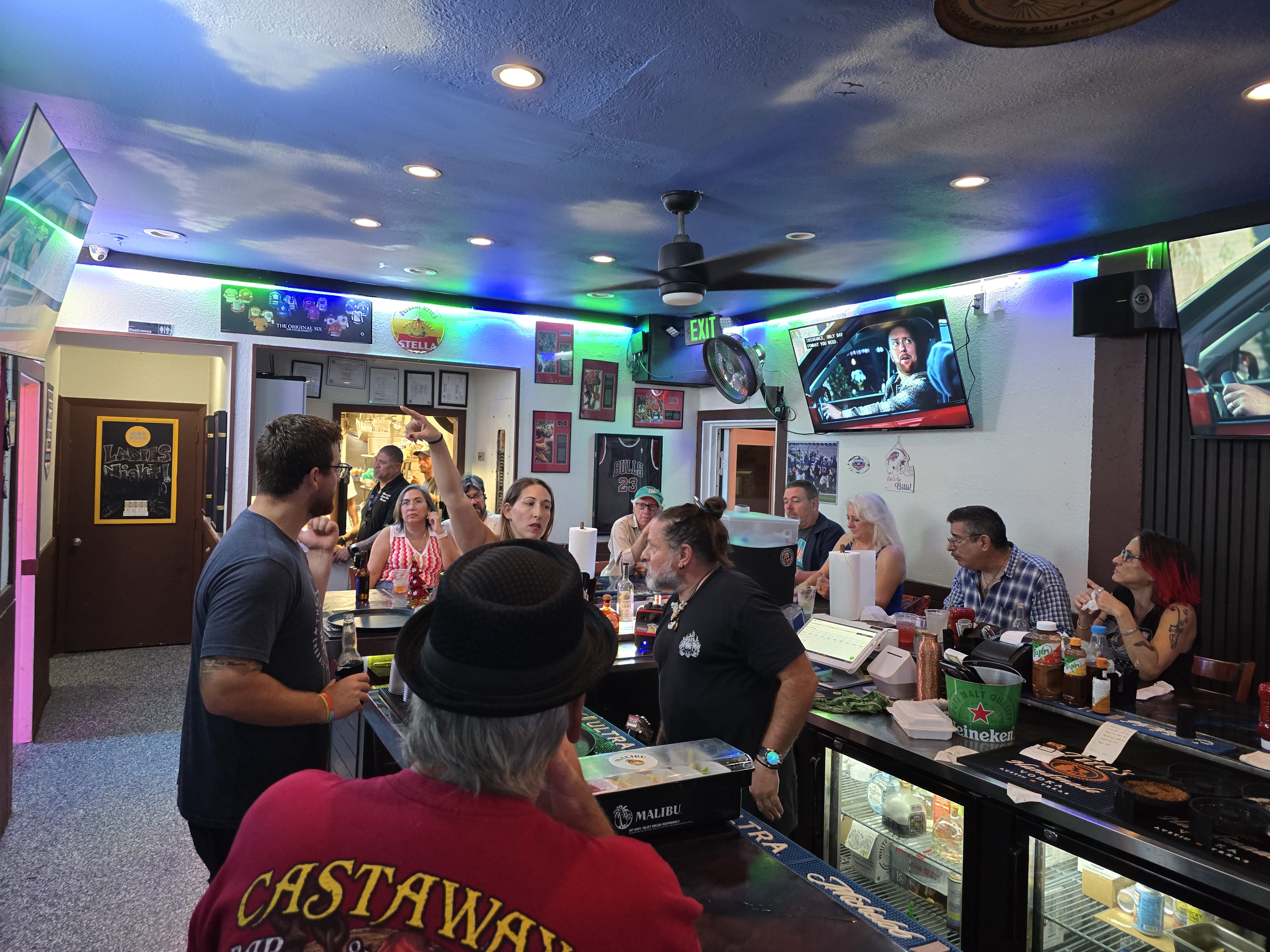 Mamacita's Sports Bar (Bonny and Read's) - Juan